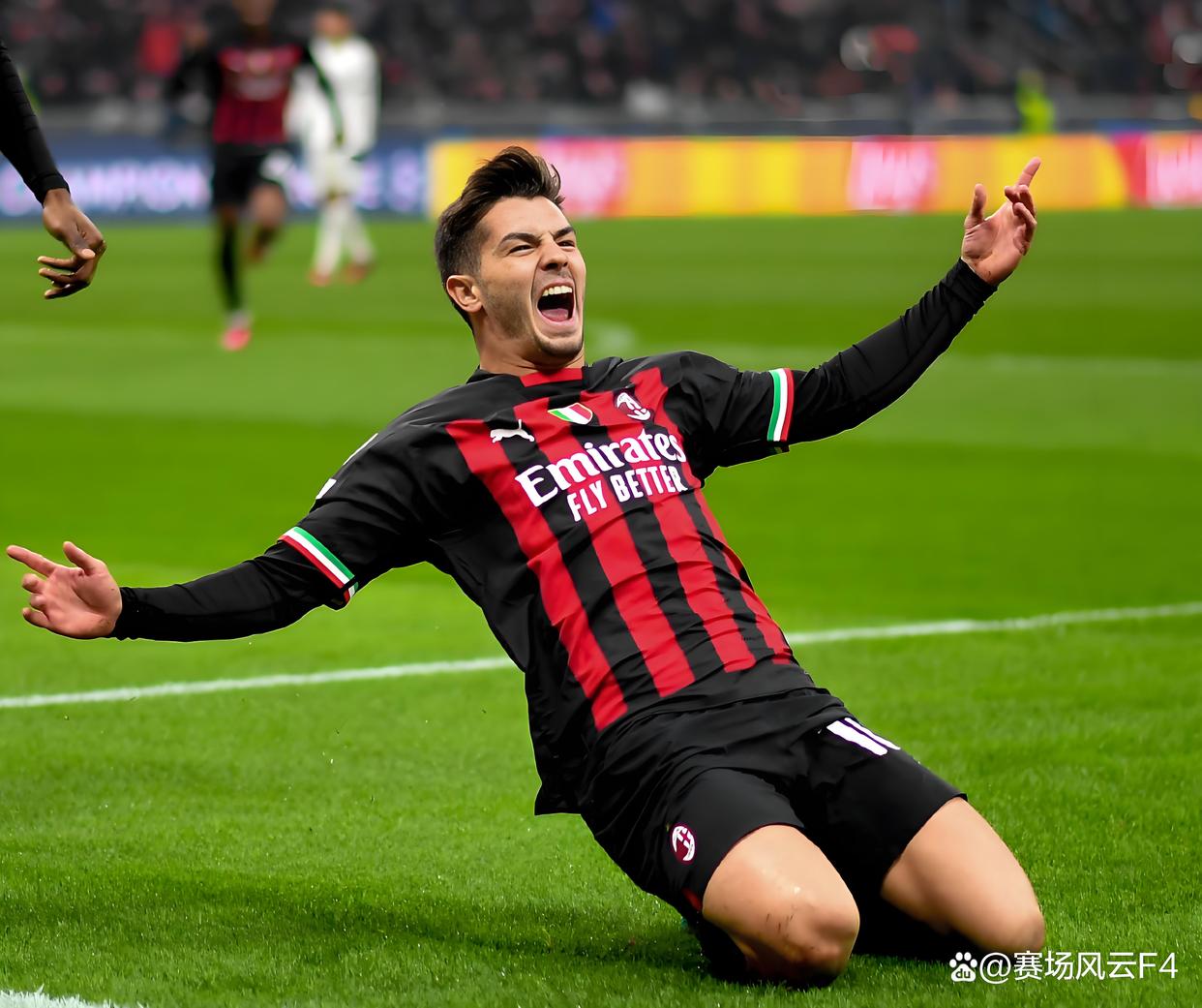 包含赛前费耶诺德备战CBA常规赛，遗憾出局细节曝光，媒体盛赞，阵容厚度经受考验的词条-AYX SPORTS