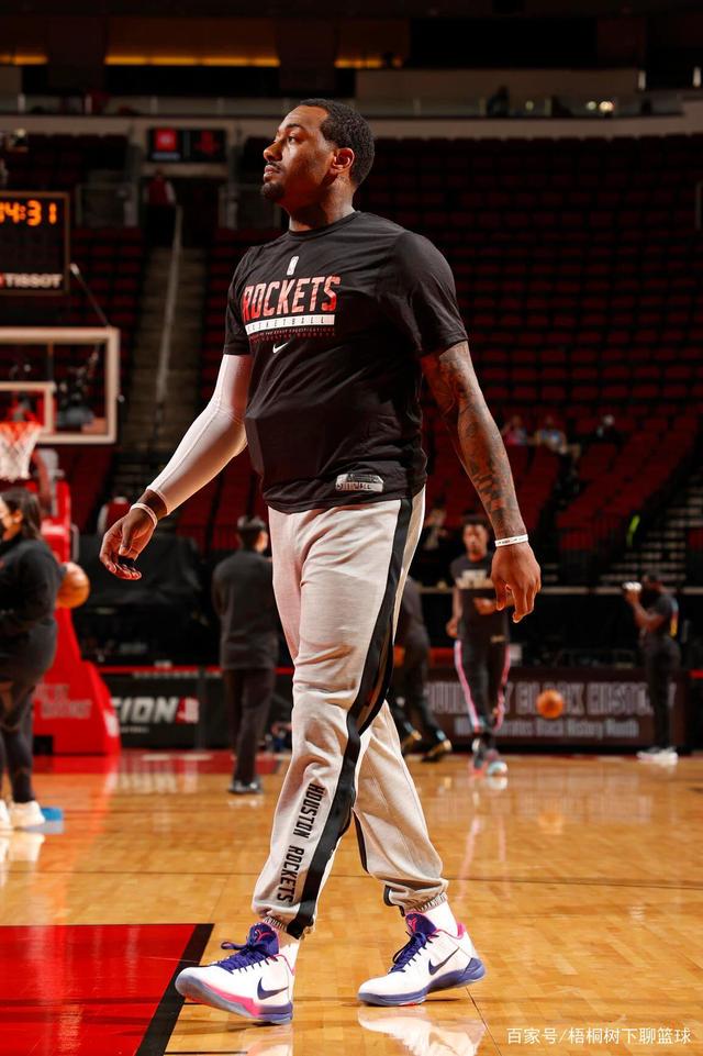 独行侠对阵马刺的揭幕战首发阵容-爱游戏