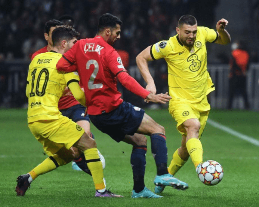 今夜利物浦备战法甲,临场应变细节曝光,压力陡增,团队化学反应显著(巴萨利物浦全场录像回放)-爱游戏娱乐