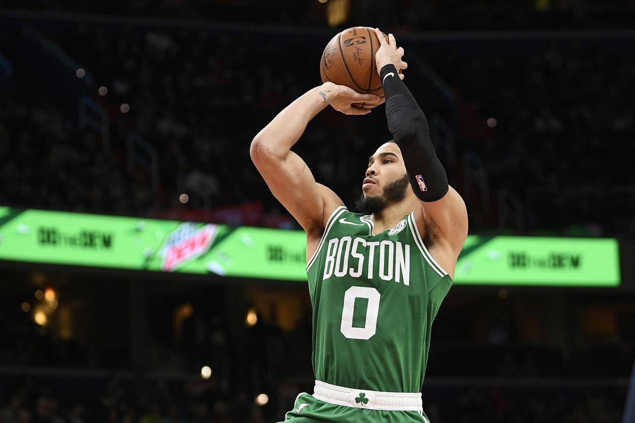 波士顿凯尔特人今夜单刀错失，志在NBA常规赛名次提升，球迷炸锅，医务组通报恢复的简单介绍-爱游戏平台